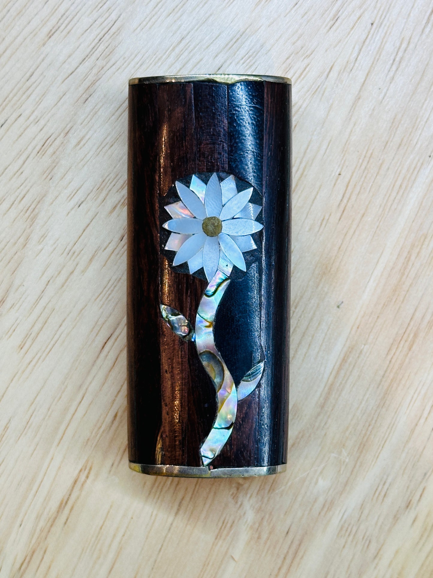 Silver Lighter Cover w/ Lighter