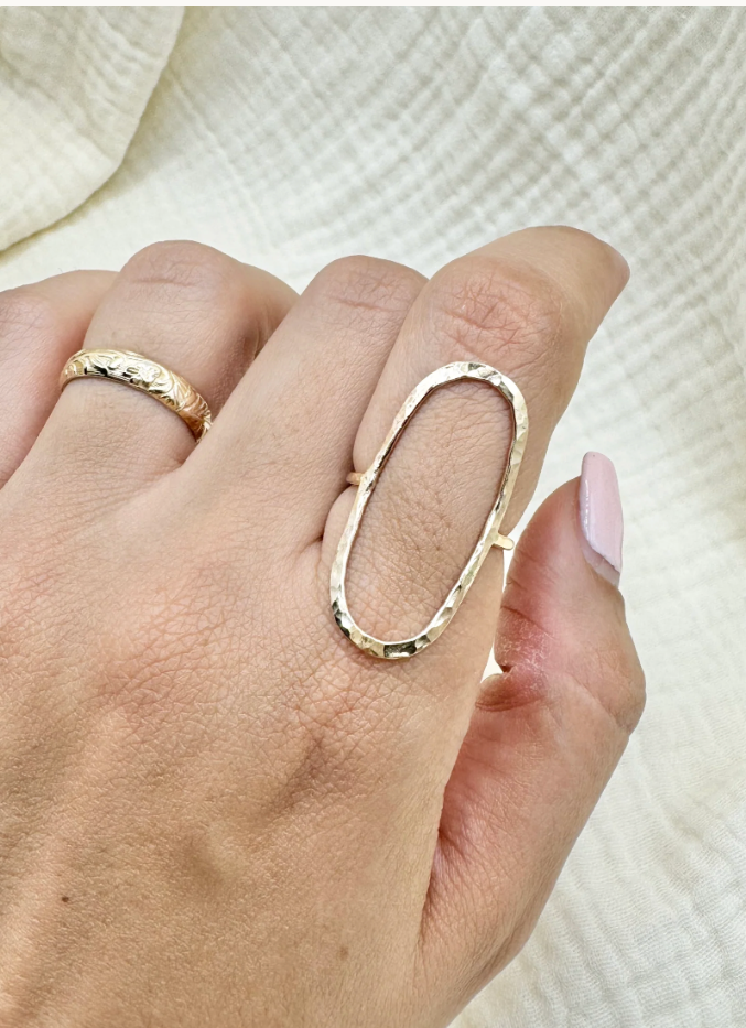 Open Oval Ring